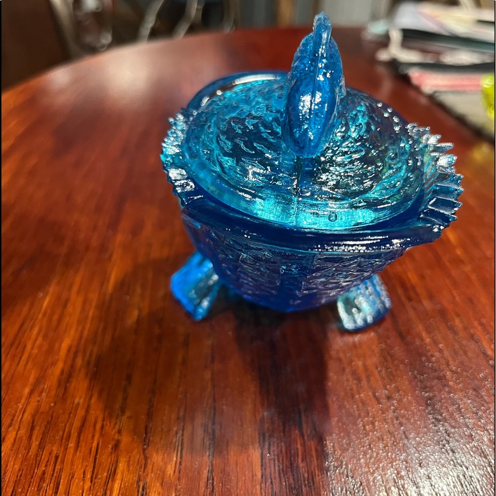 Vintage rare tiara glass fish